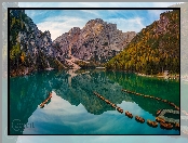 Pomost, Łódki, Południowy Tyrol, Dolomity, Jezioro, Włochy, Lago di Braies, Góry, Pragser Wildsee, Lasy